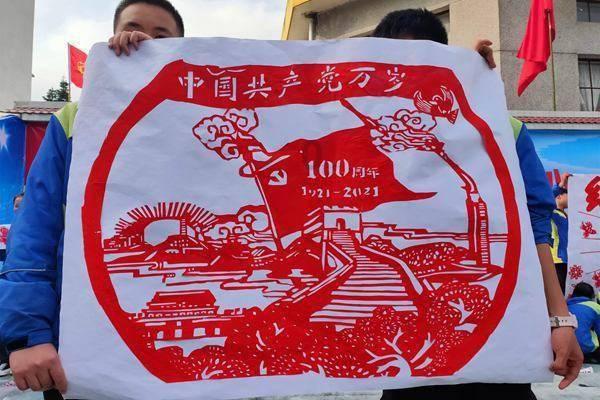 趾甲常“嵌”肉中，触之痛楚何来？五招助你远离甲沟炎困扰